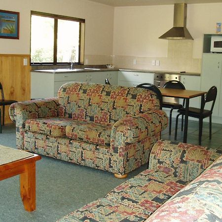 Whangarei Top 10 Holiday Park ภายนอก รูปภาพ