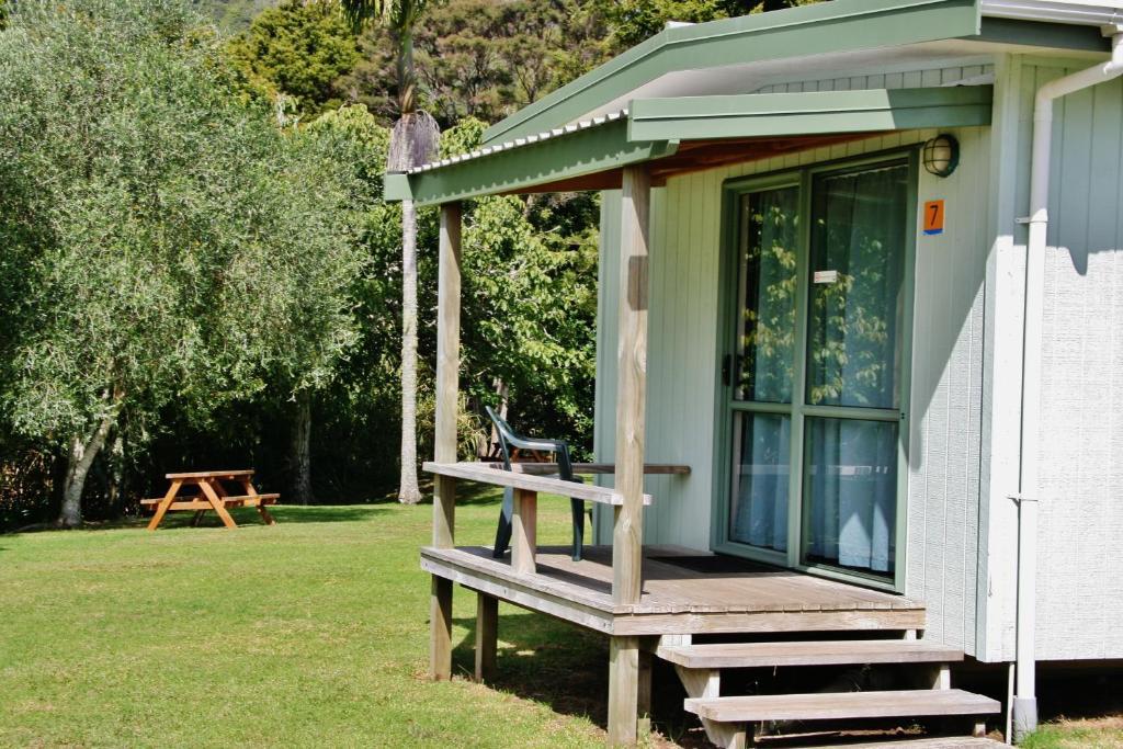 Whangarei Top 10 Holiday Park ภายนอก รูปภาพ