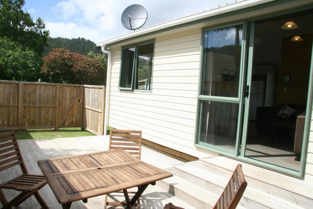 Whangarei Top 10 Holiday Park ภายนอก รูปภาพ